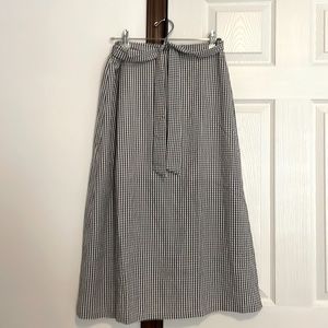 Skirt Midi Size L “Rachel” Pull-0n Black&White check pattern New-never worn